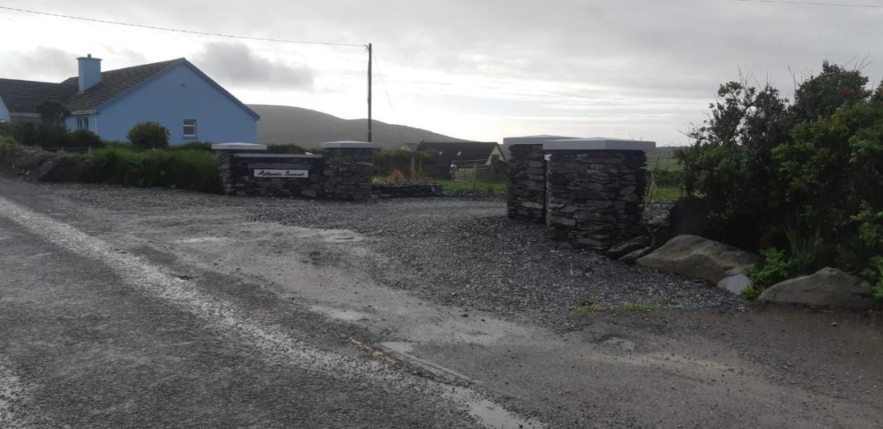 Hotel Atlantic Sunset Portmagee Exterior foto